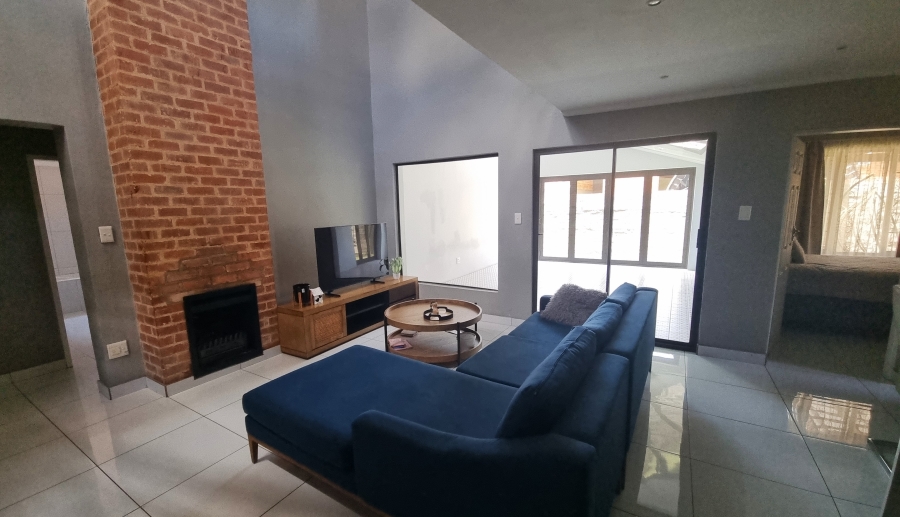 4 Bedroom Property for Sale in Waterval East North West
